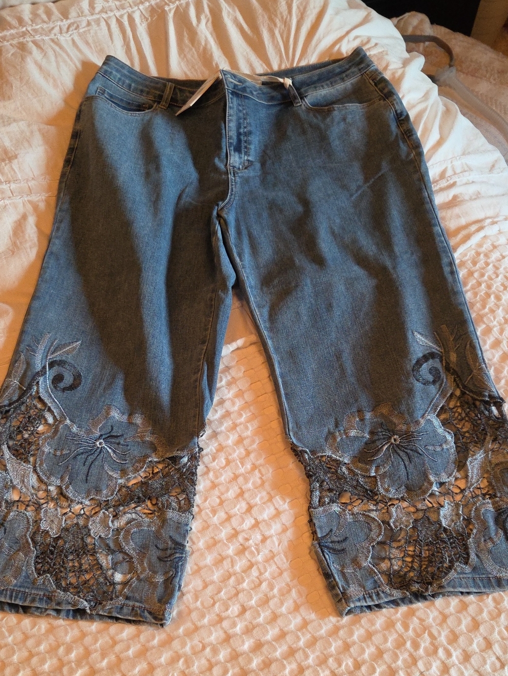 CHARLIE B Blue Denim Cropped Jeans with Lace Trim